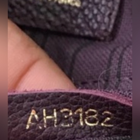 LOUIS VUITTON Empreinte Speedy Bandouliere 25 Leather HandBag - Picture 17 of 17